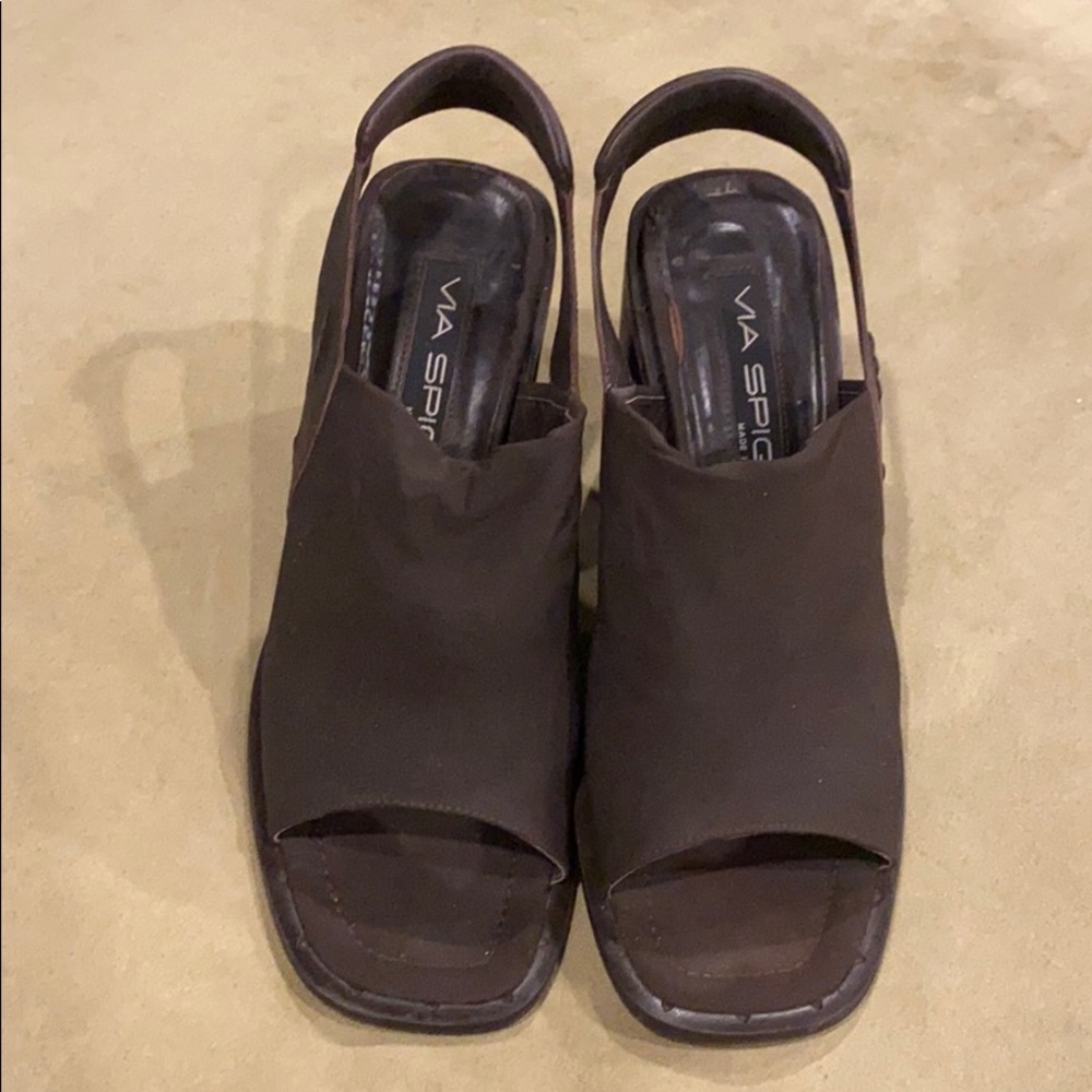 Via spiga brown open toed heels